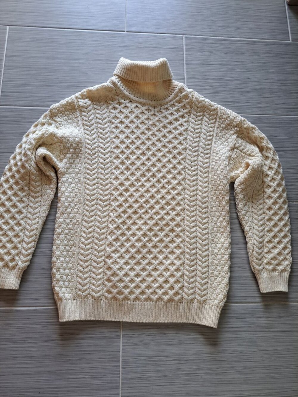 Aran Sweater Market XL Ireland Cream Cable Knit Turtleneck Sweater Merino Wool - Picture 8 of 11